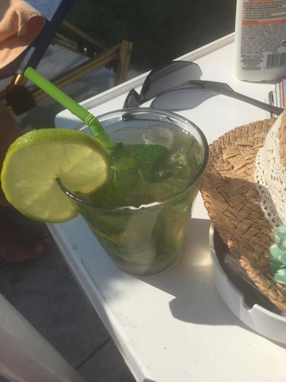 Ninos On The Beach Hotel 로다 외부 사진
