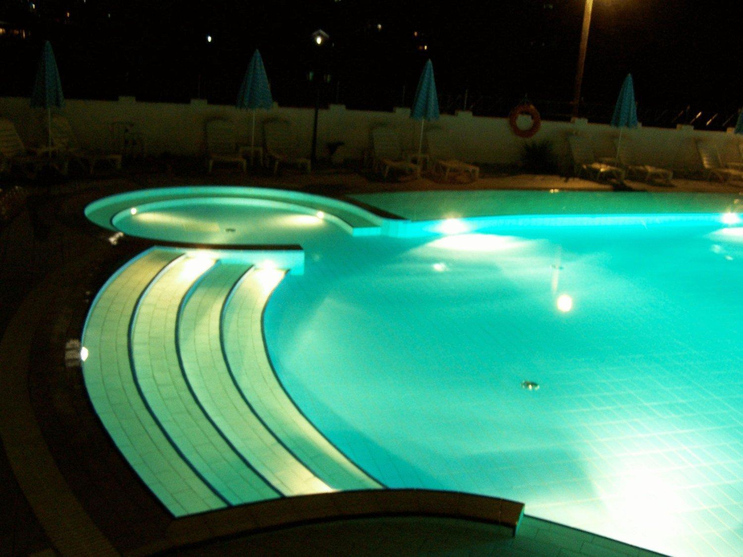 Ninos On The Beach Hotel 로다 외부 사진