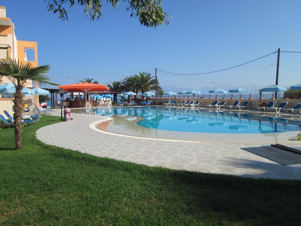 Ninos On The Beach Hotel 로다 외부 사진