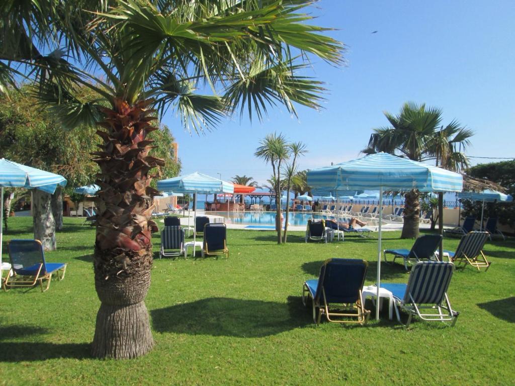 Ninos On The Beach Hotel 로다 외부 사진